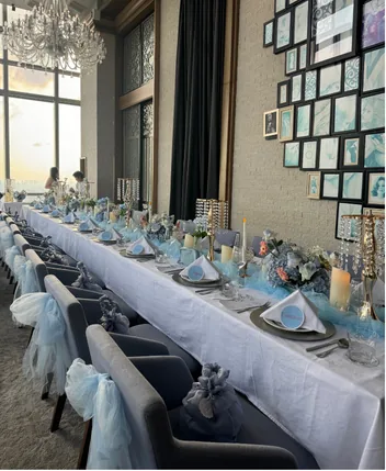 Table centerpiece styling